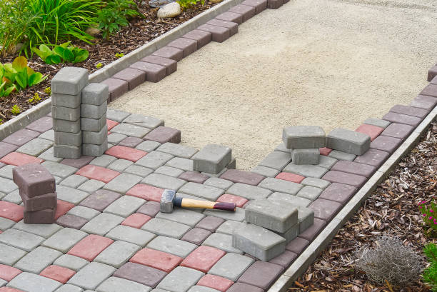 Best Driveway Paving Contractor  in Leland, MS