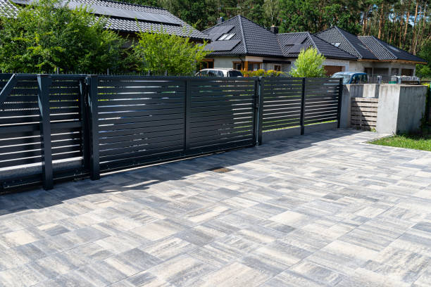 Best Commercial Driveway Pavers  in Leland, MS